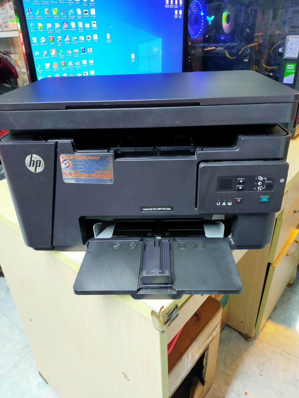 HP 125C.jpg
