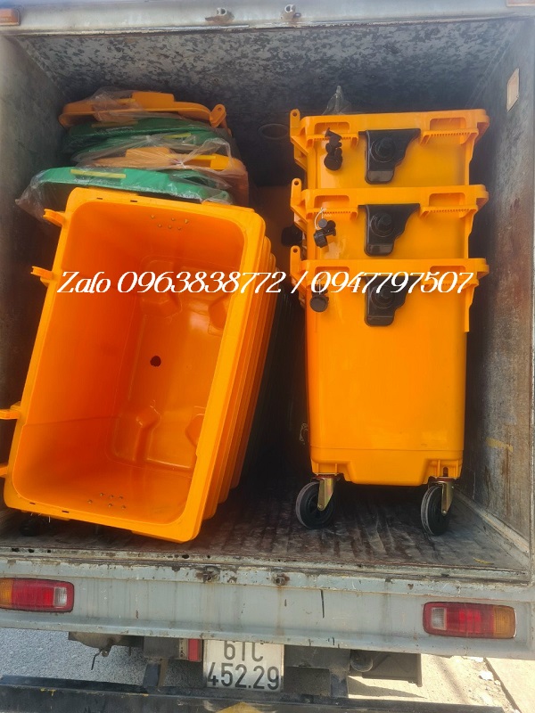 thung--rac-nhua-hdpe - 660l -- cam - Copy.jpg