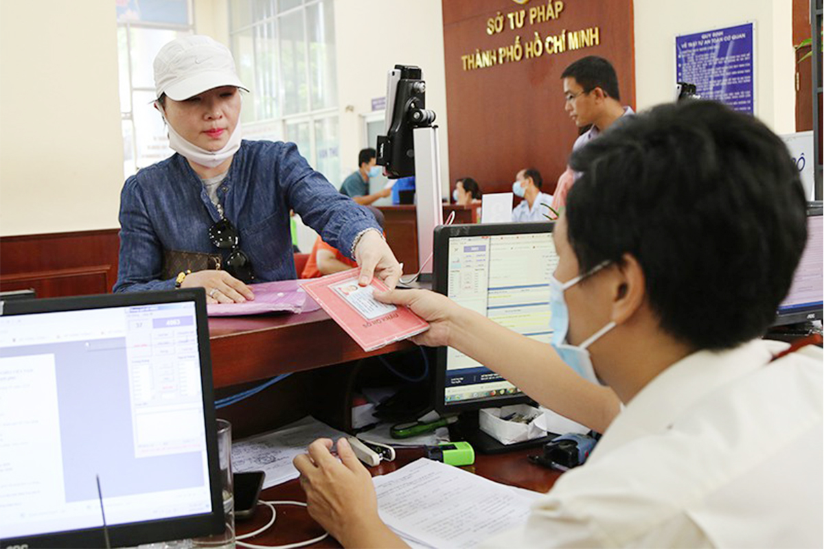 xin-giay-xac-nhan-cu-tru-1_1002132746.jpg